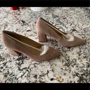 Sole Society brand new nude suede heels size 8